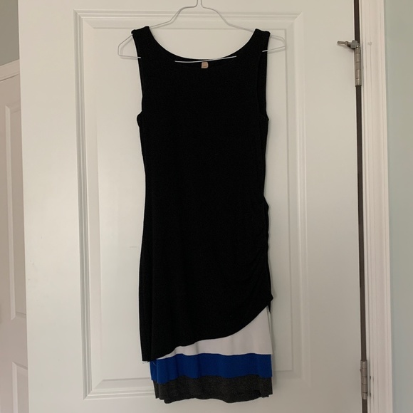 Black dress with color block detail - Picture 1 of 2